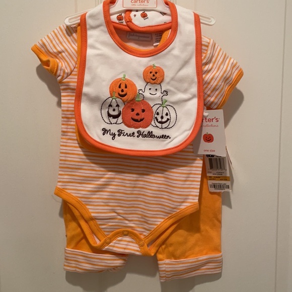 Carter’s My First Halloween 0-3 months 3 Piece Set NWT and My First Easter Bib - Picture 9 of 13
